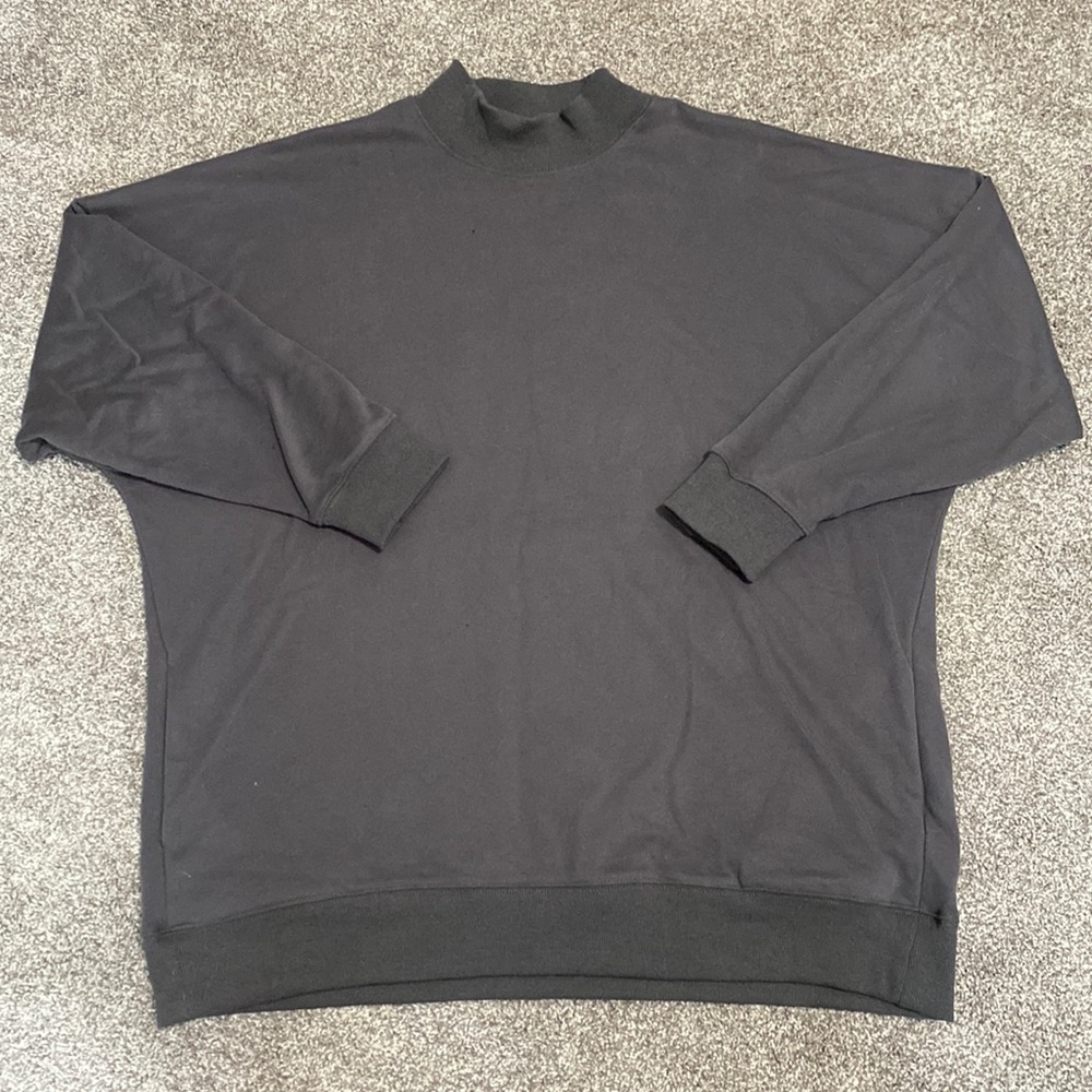 Vici brand oversized gray sweatshirt with pockets